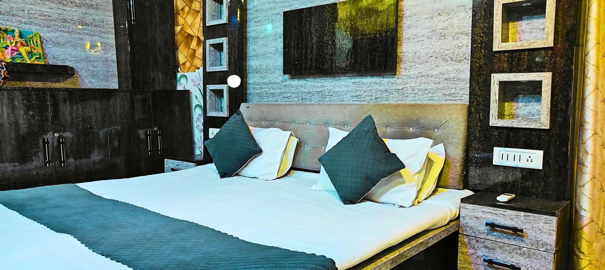 Ramayana Grand Hotel Ayodhya Exterior foto